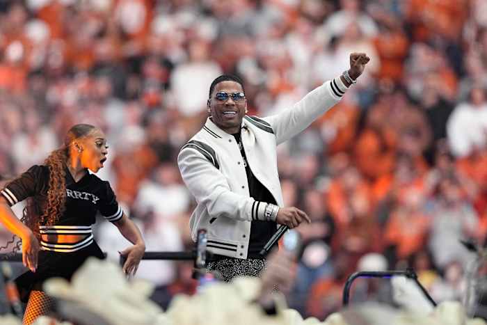 Nelly delivers hits at 'Homecoming' Super Bowl week concert in historic New Orleans restaurant