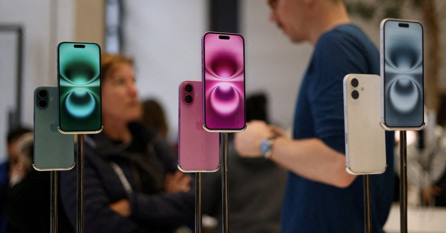 UK orders Apple to give it access to users' encrypted accounts, Washington Post reports