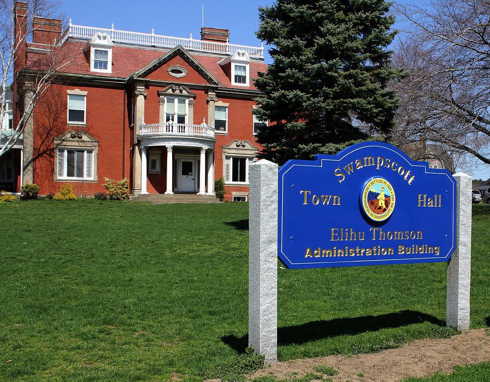 Solar energy lights the way in Swampscott