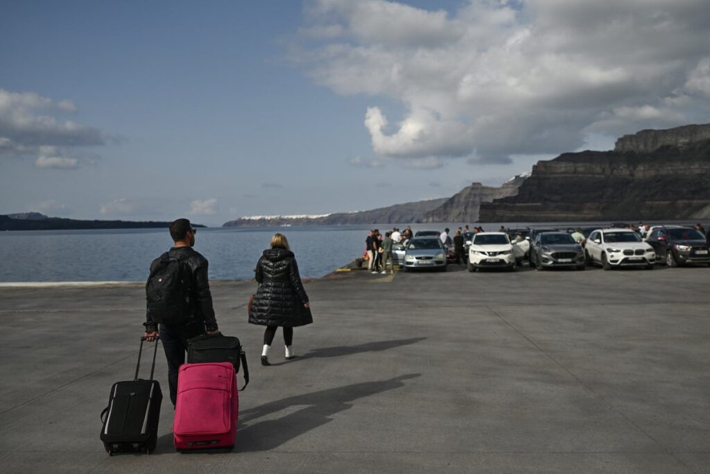 Amorgos: Emergency declared on second Greek island as string of earthquakes persists Amorgos: Emergency declared on second Greek island as string of earthquakes persists