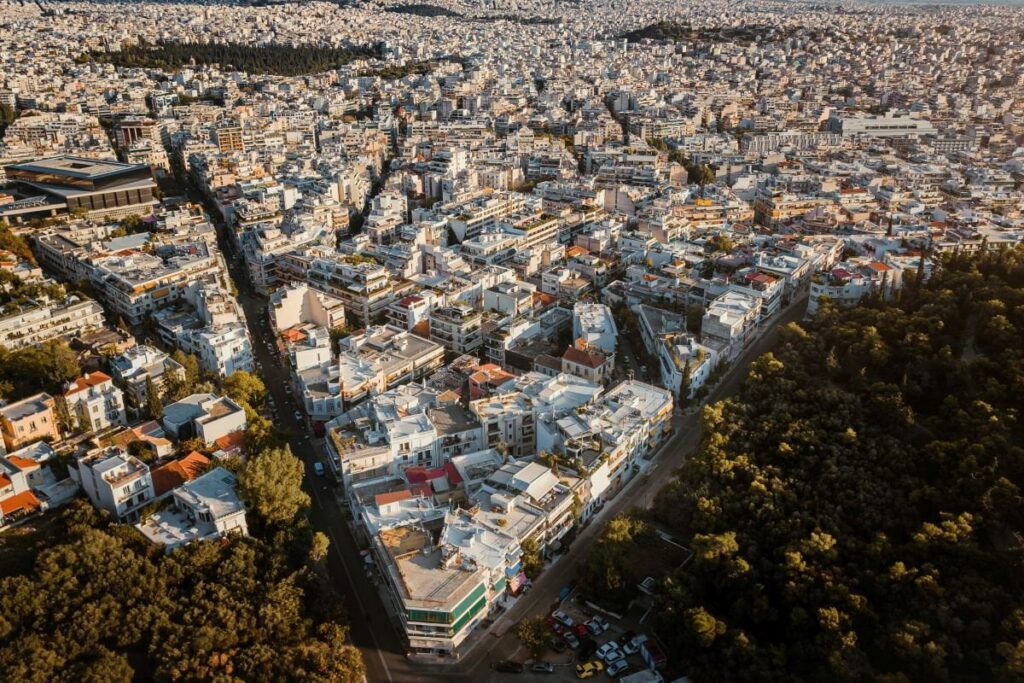 Rents: up to 100% increases in Attica - Neighborhoods that "burn"