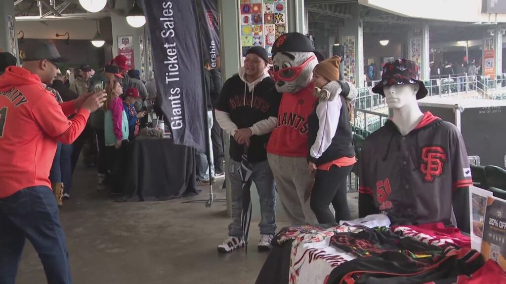 SF Giants fans flock to Sutter Health Park for 2025 Fan Fest