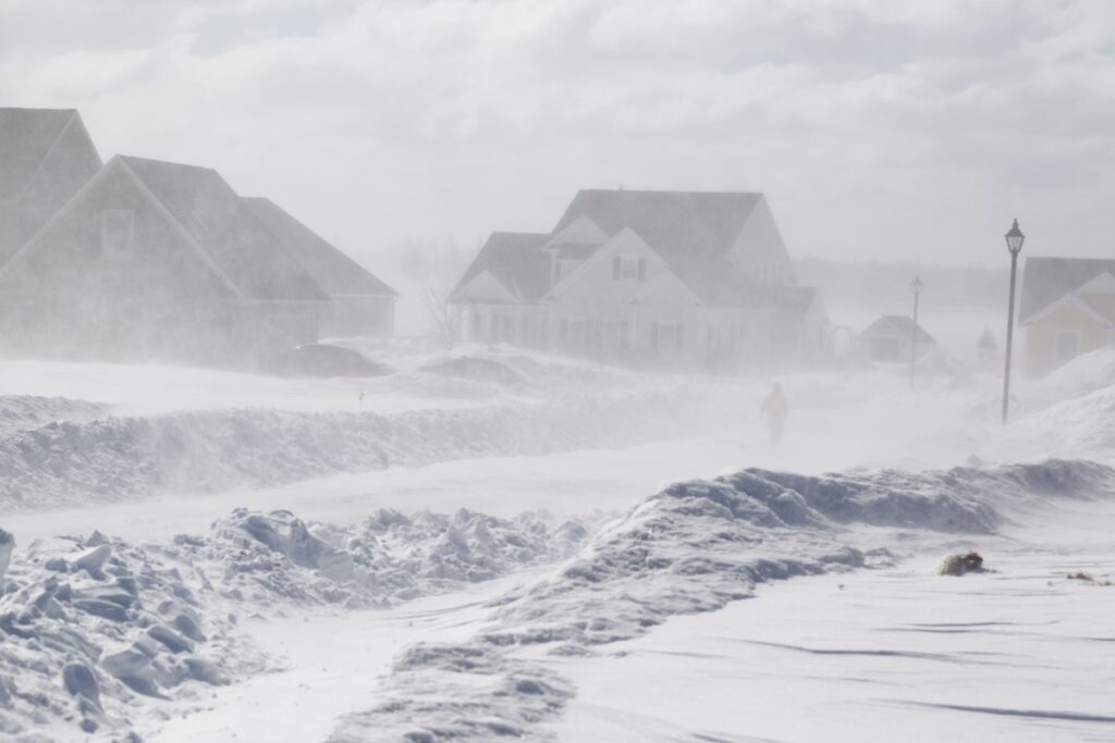 Squalls expected to roll in Sunday morning, Environment Canada says Squalls expected to roll in Sunday morning, Environment Canada says