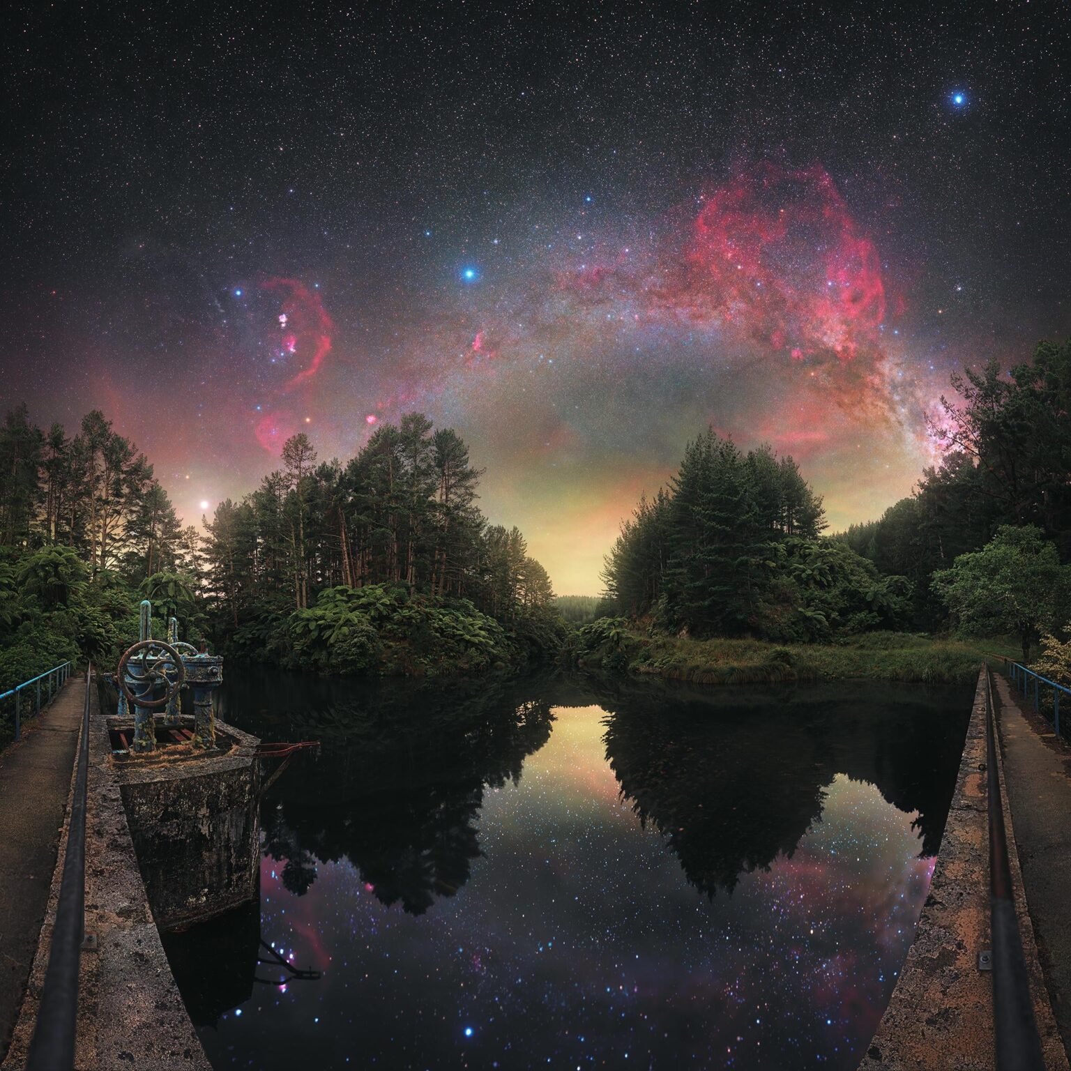 Our galaxy stretching across the sky, showing its real colors, including H-alpha and SII.