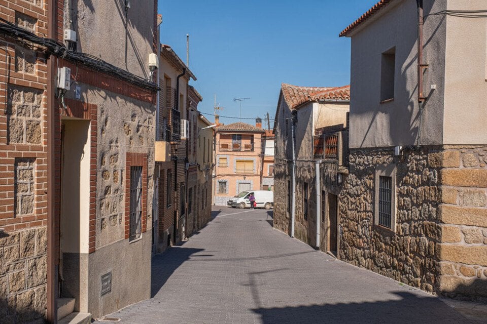 Houses for €12,000 and €1,000 baby grants: the spanish town looking for new residents