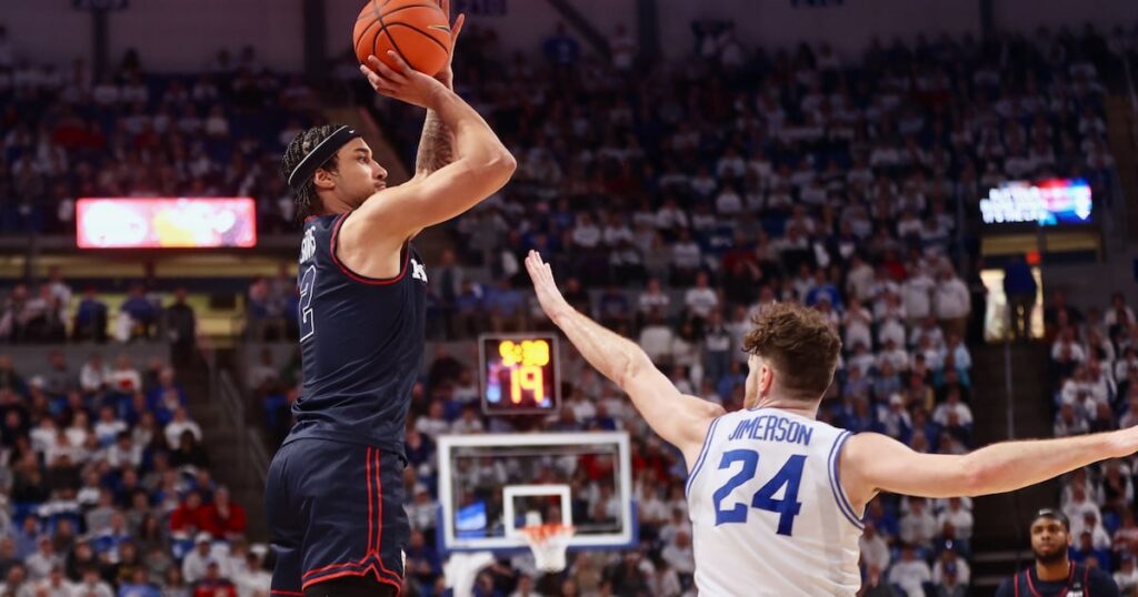 Flyers overcome ‘hostile environment’ at Saint Louis for fourth victory in last five games