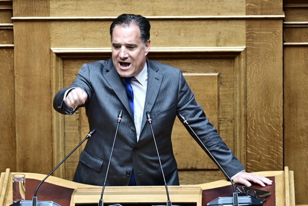 Tempi: Hope Hupa's father broke out - "Our national fool is called Adonis Georgiadis, I don't talk with rubbish" (video) | Pandora's box