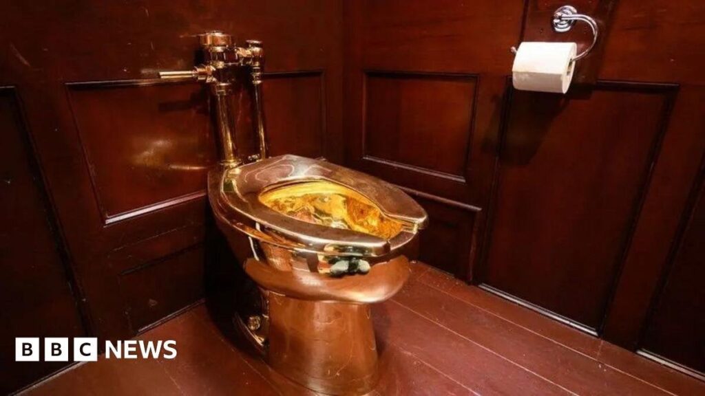 Gold toilet worth £2.8m ‘stolen in five minutes’