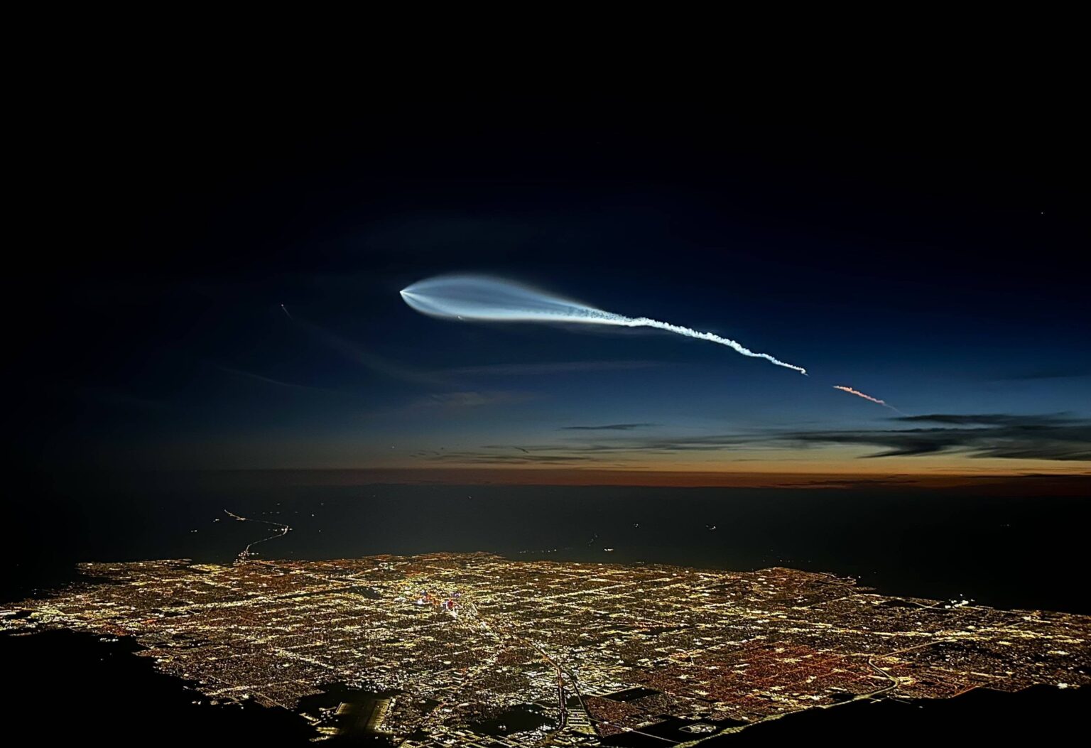 Caught last weeks Falcon 9 launch from the cockpit.