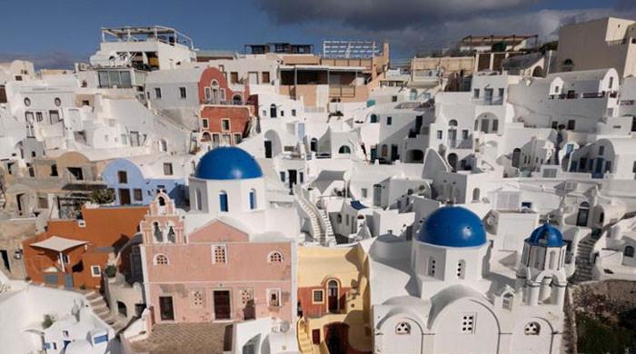 Santorini seismic activity down but schools stay shuttered: Greece Santorini seismic activity down but schools stay shuttered: Greece