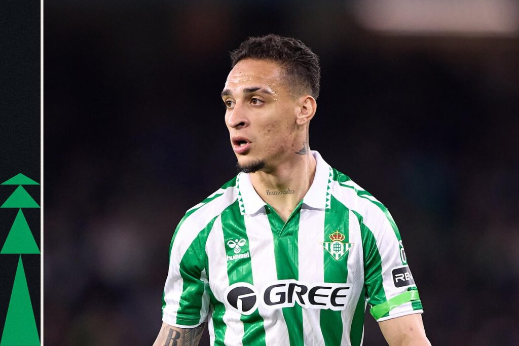 Why did clubs in Spain spend so little money in the January transfer window?