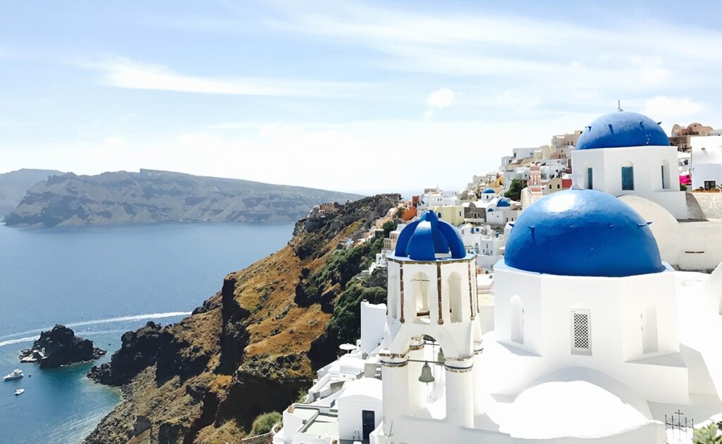Thousands Flee Santorini As Dozens Of Earthquakes Rattle Greece's "Instagram Island"