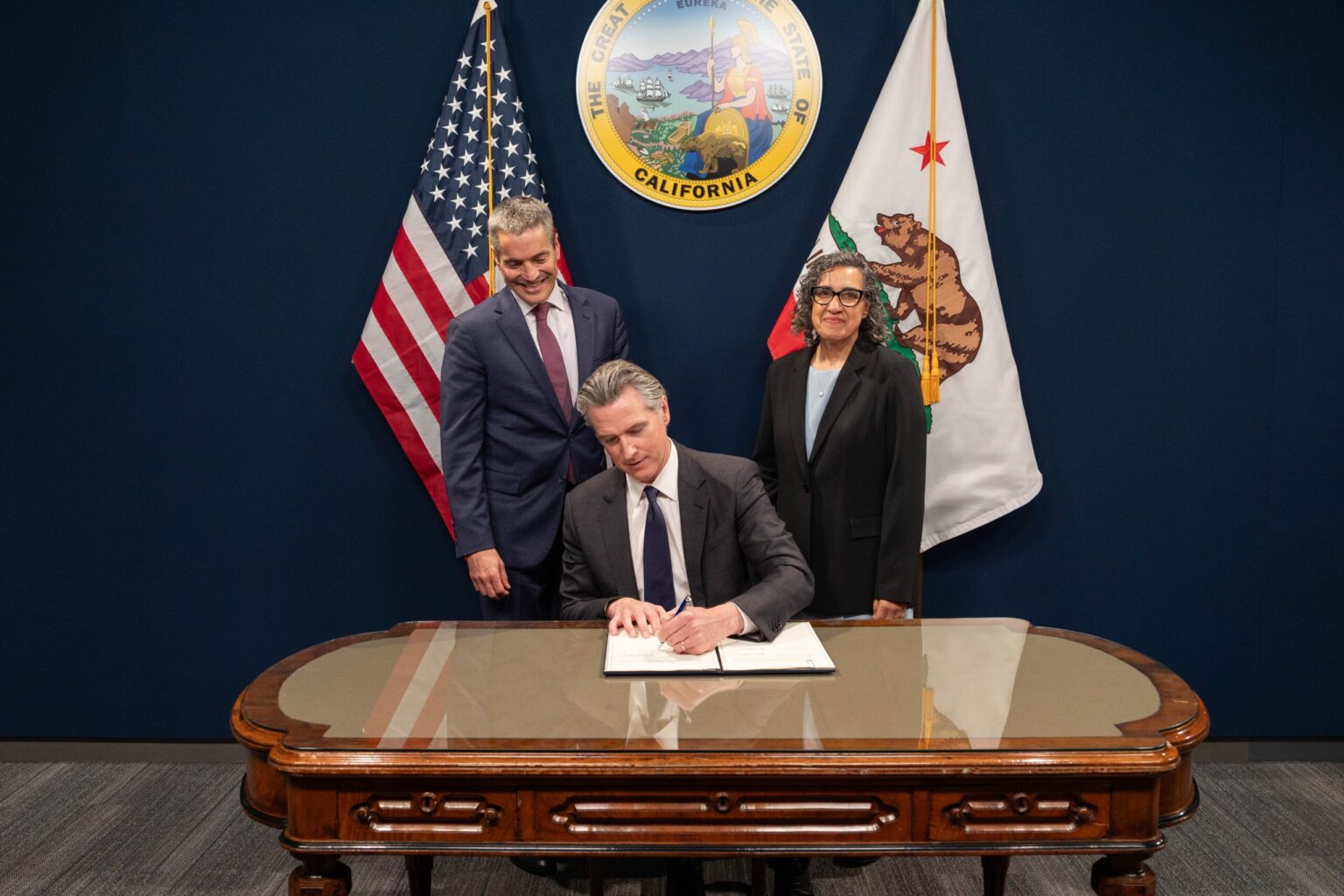 Governor Newsom partners with 21 Brazilian state governors to protect the environment, cut harmful pollution