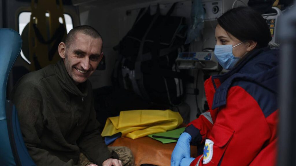 Ukraine returns 150 people from Russian captivity in prisoner swap Ukraine returns 150 people from Russian captivity in prisoner swap