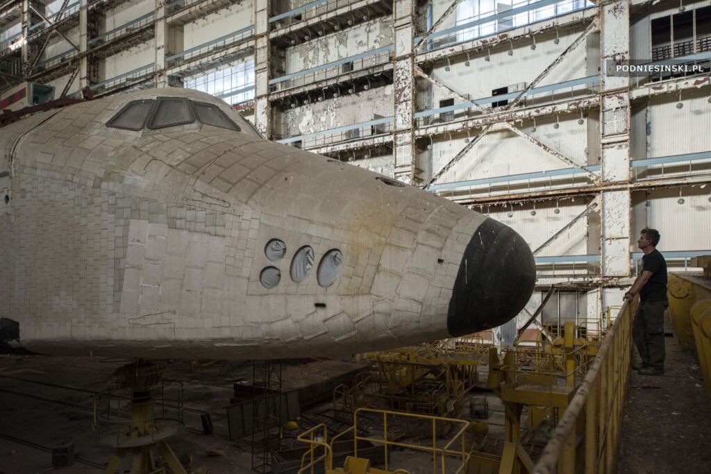 FORGOTTEN BURAN - BY ARKADIUSZ PODNIESIŃSKI