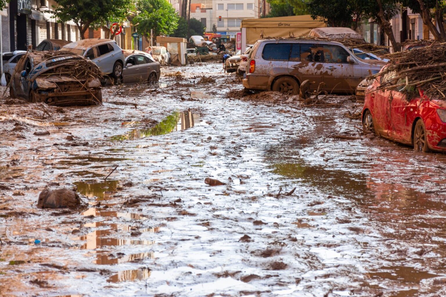 Send Help To Spain as Climate Change Fuels Deadly Floods – One Green Planet Send Help To Spain as Climate Change Fuels Deadly Floods – One Green Planet