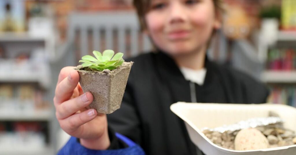 Huntington Beach elementary school opens up for environmental science showcase