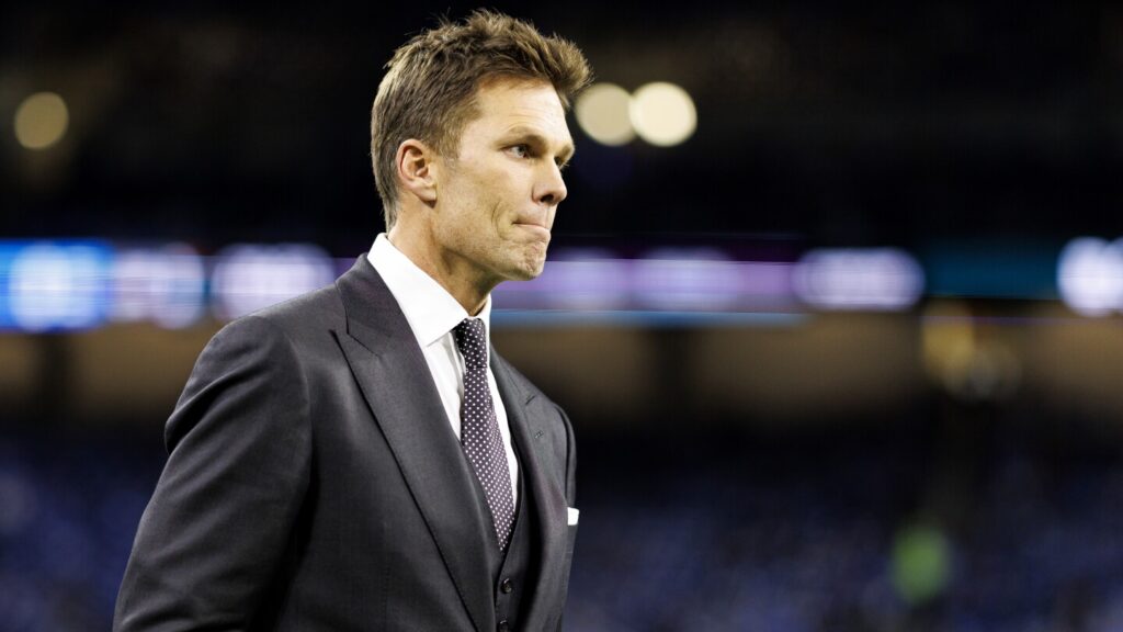 Fox's game broadcasters attended Wednesday's Chiefs practice — except Tom Brady