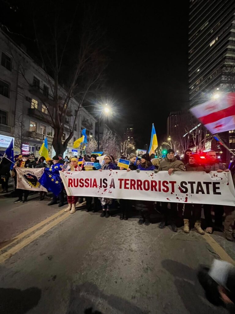 Glory to Ukraine !