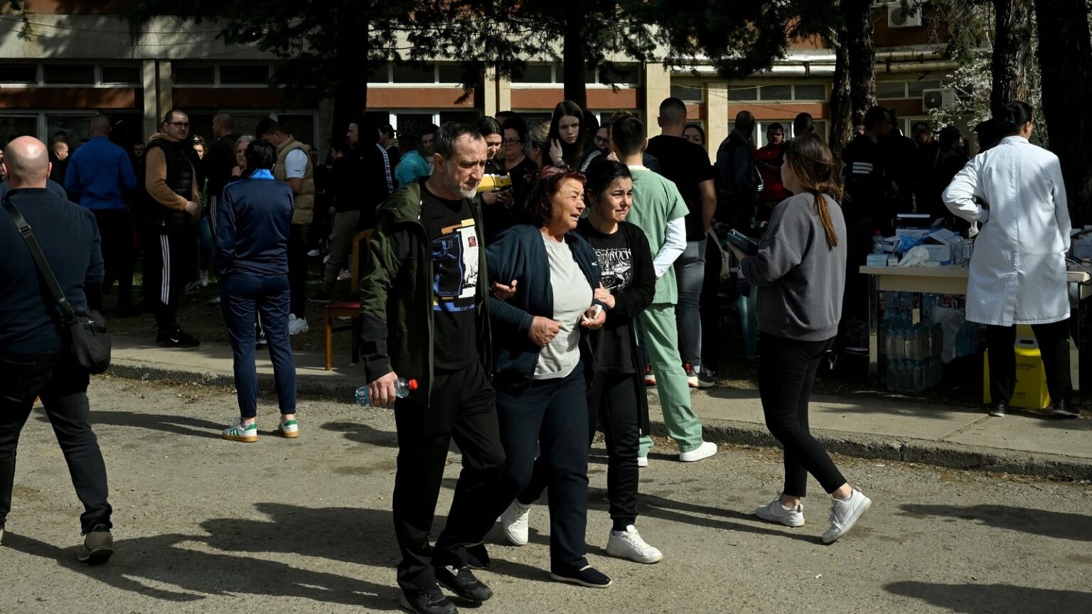 Arrests made as 59 die in fire at Nth Macedonia nightclub Arrests made as 59 die in fire at Nth Macedonia nightclub
