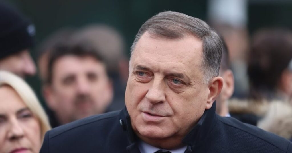 Bosnian court issues international arrest warrant for Republika Srpska leader Dodik