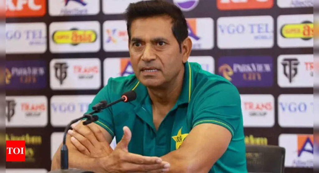 Aaqib Javed to continue as Pakistan's head coach for New Zealand tour | Cricket News