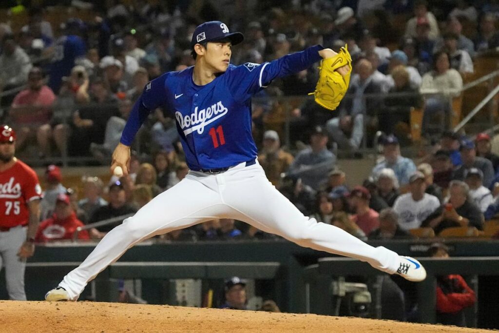 Dodgers' Roki Sasaki offers glimpse of tantalizing potential in anticipated spring training debut