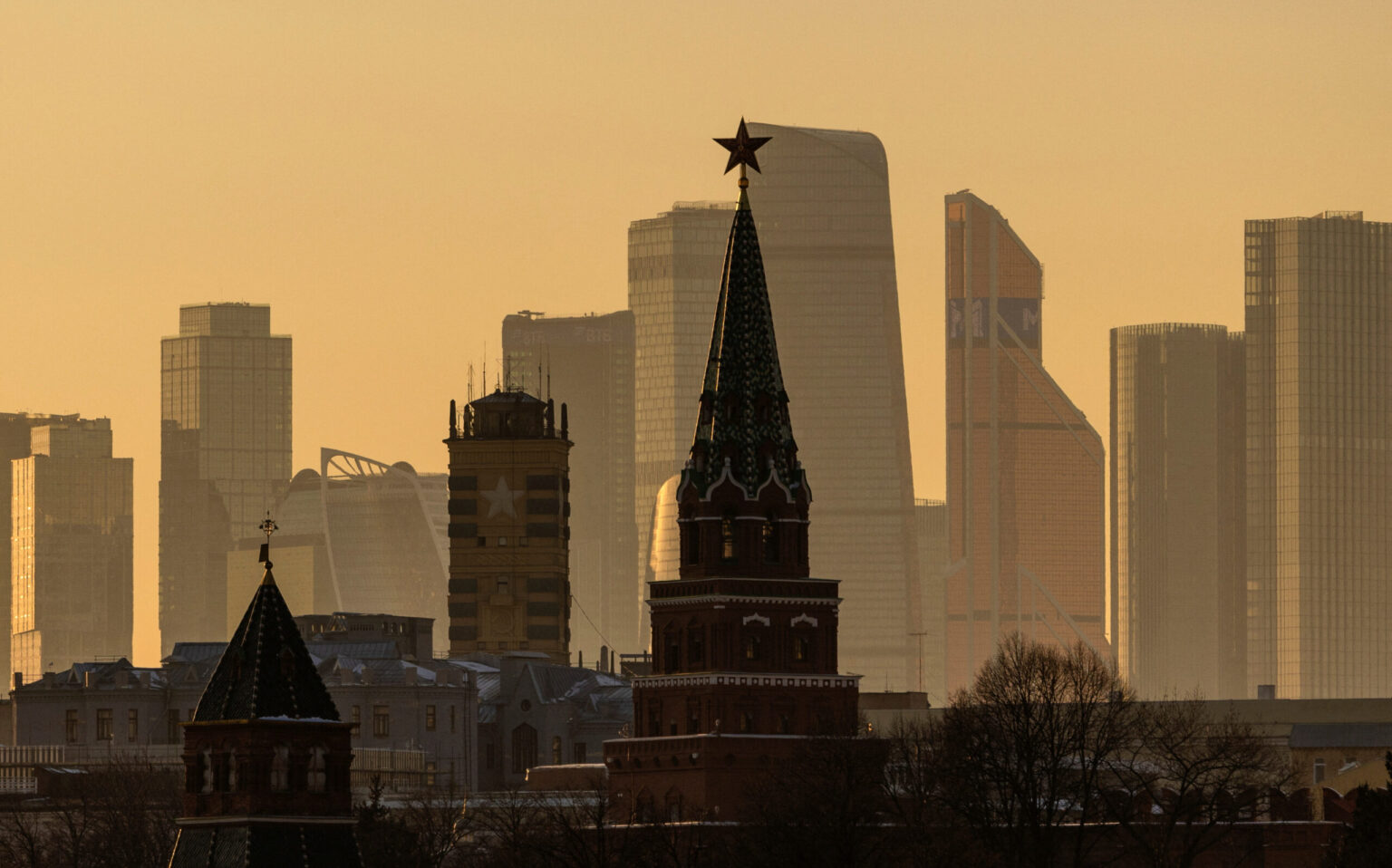 There’s a right way to lift sanctions on Russia. Follow these Dos and Don’ts.