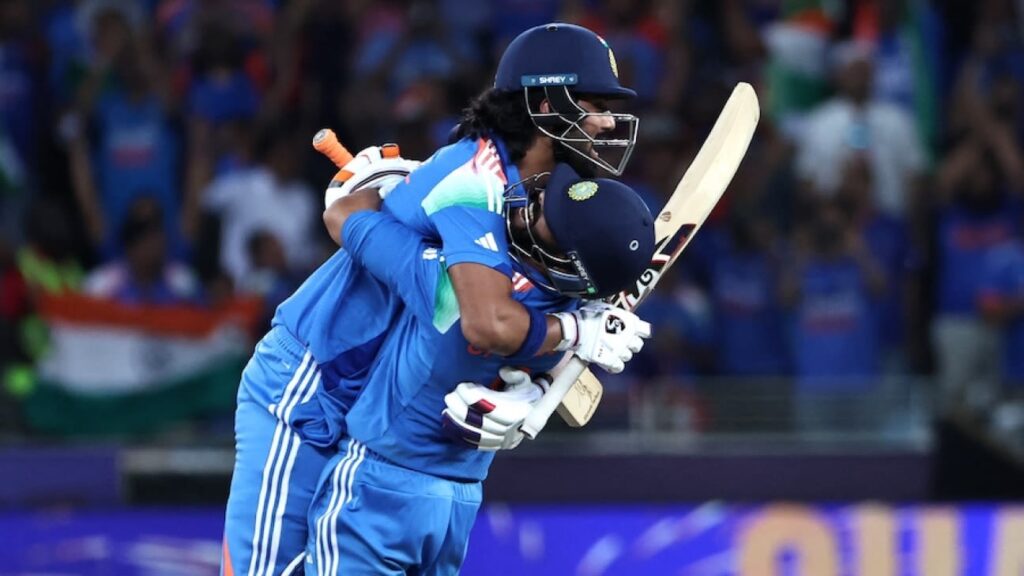 India beat New Zealand, India won by 4 wickets (with 6 balls remaining) NZ-W Flag