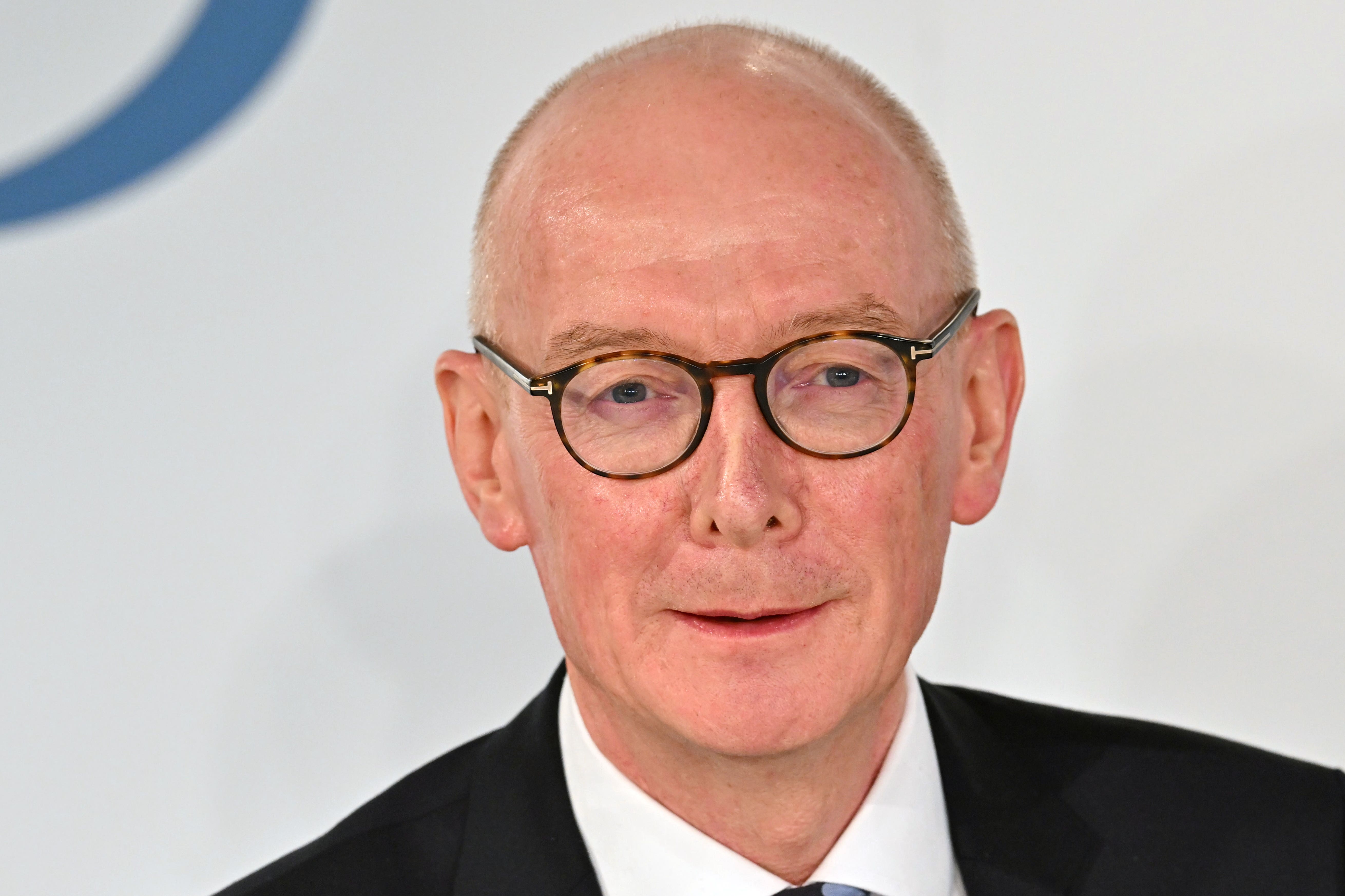 Cabinet Office minister Pat McFadden did not say whether or not it was wrong for the US to have withdrawn satellite images and other information from Ukraine