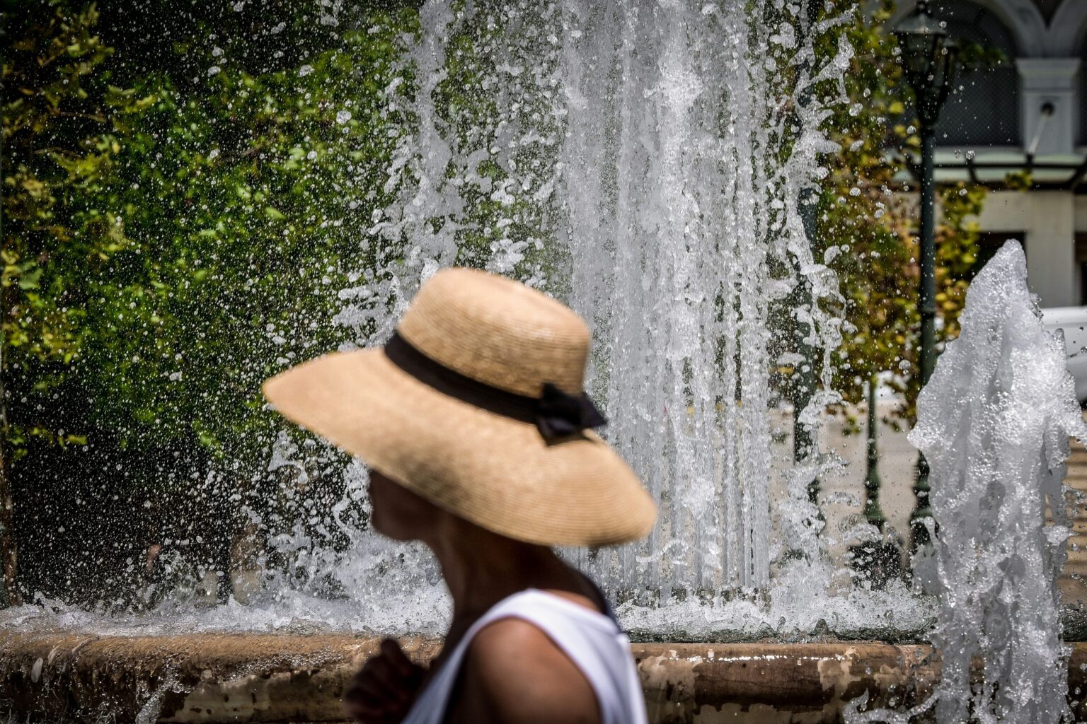 African Dust, Summer-like Weather Heading to Greece