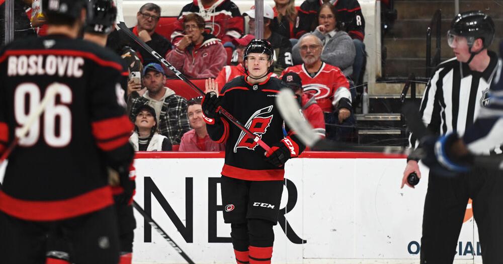 Carolina Hurricanes defeat Sharks 3-1 for eighth consecutive win | Sports Carolina Hurricanes defeat Sharks 3-1 for eighth consecutive win | Sports