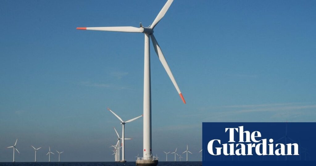 UK and Ireland announce deal connecting offshore windfarms to energy networks