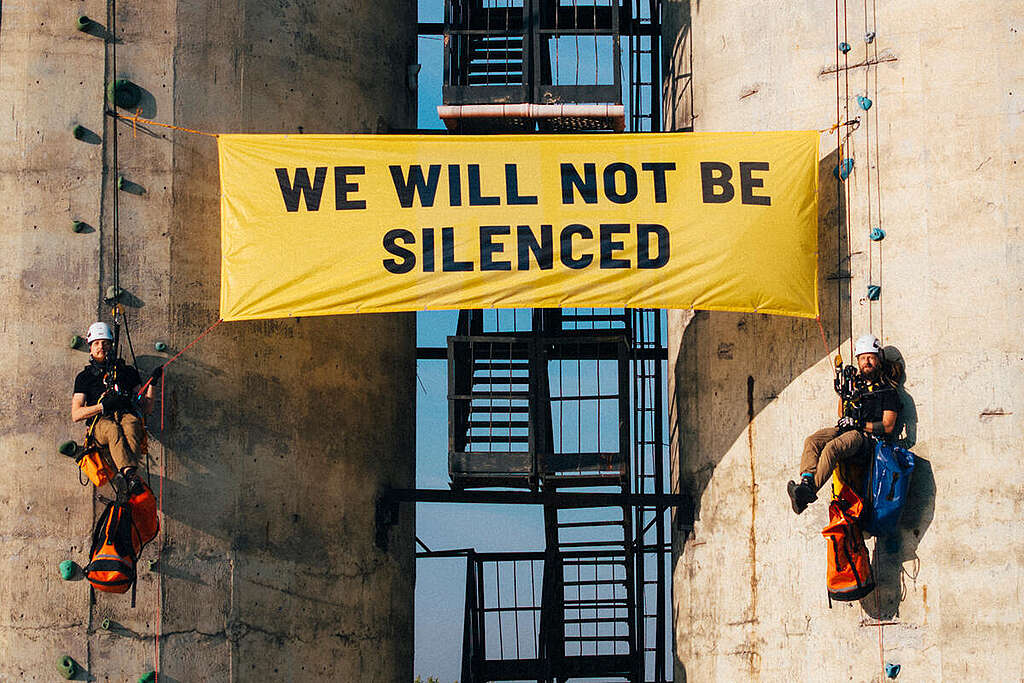 Global week of action - Solidarity against Energy Transfer Lawsuit - Poland. © Greenpeace / Max Zielinski Global week of action - Solidarity against Energy Transfer Lawsuit - Poland. © Greenpeace / Max Zielinski