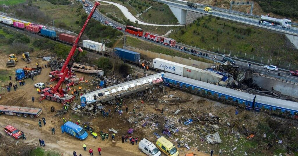 Tempi: Complaint of Photographic Law - Fine 500,000 euros for changes to a crash with planes only