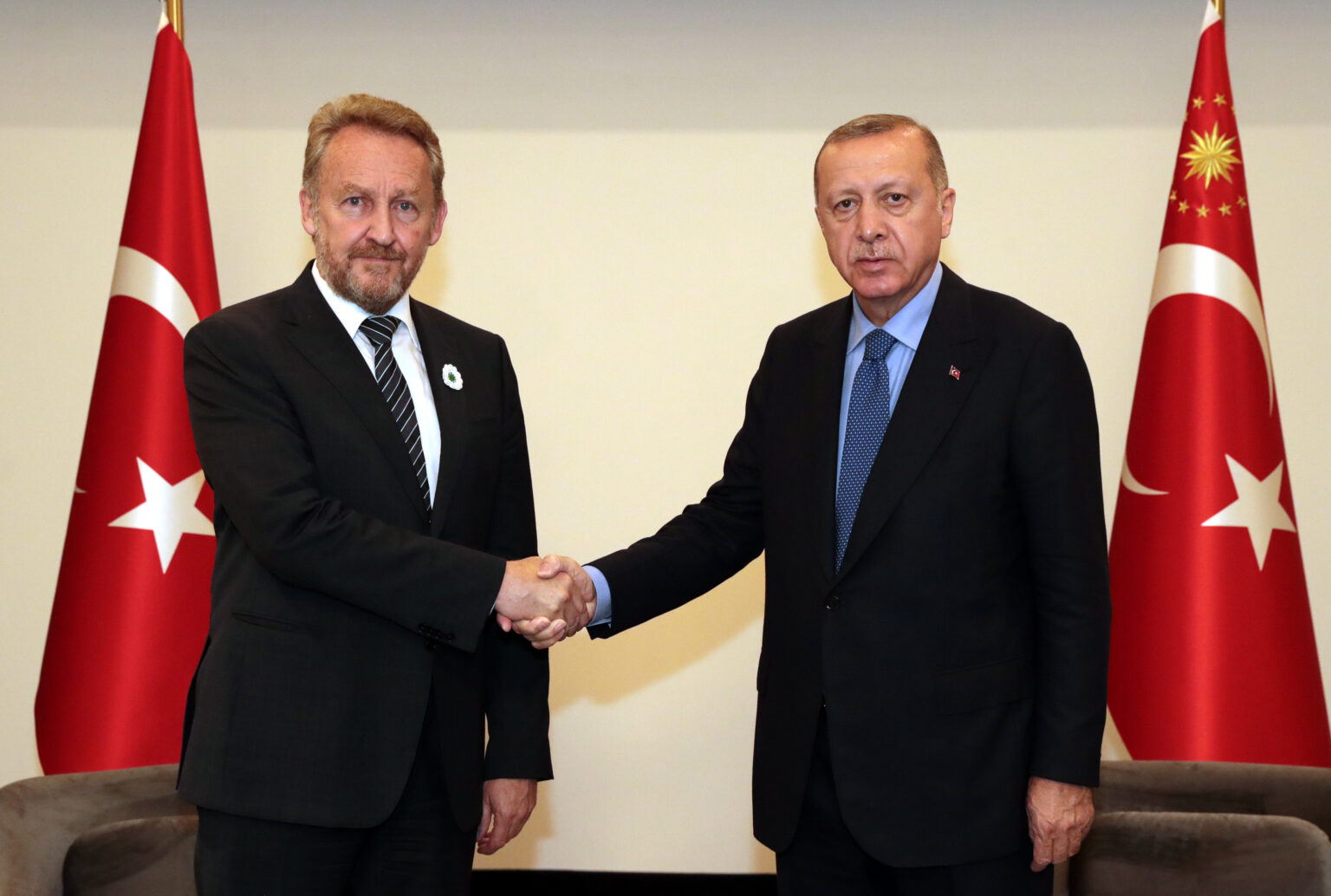 Turkish president, Bosnian party leader discuss rising tensions in Bosnia and Herzegovina TRT Global - Turkish president, Bosnian party leader discuss rising tensions in Bosnia and Herzegovina