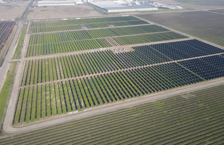 Longroad Energy develops 13-MW solar project for California glass packaging facility