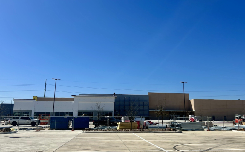 Hutto Entertainment Center to open in May