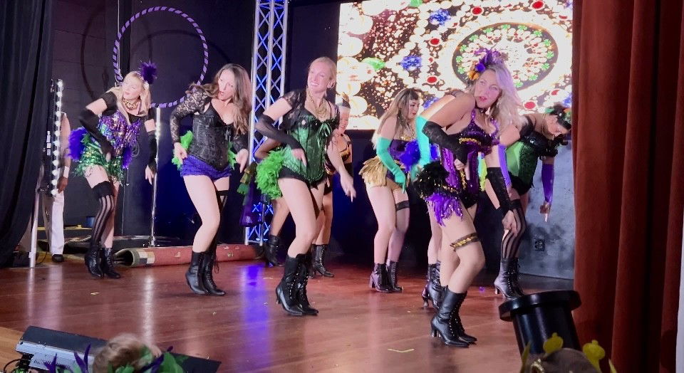 La Boheme hosts Mardi Gras celebration