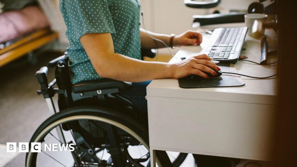 Under-22s to be excluded from incapacity benefits