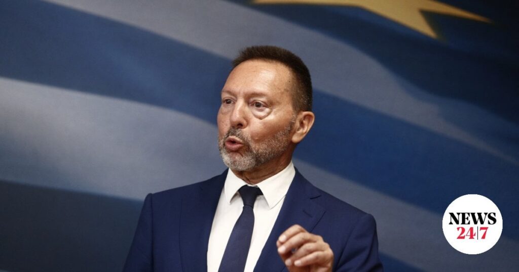 Stournaras: No 13th and 14th and 14th Salary Restore