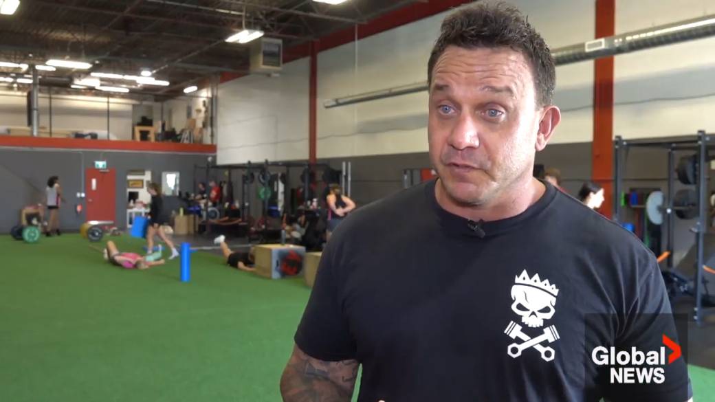 Click to play video: 'Calgary rugby coach hopes to create pipeline for women’s game'