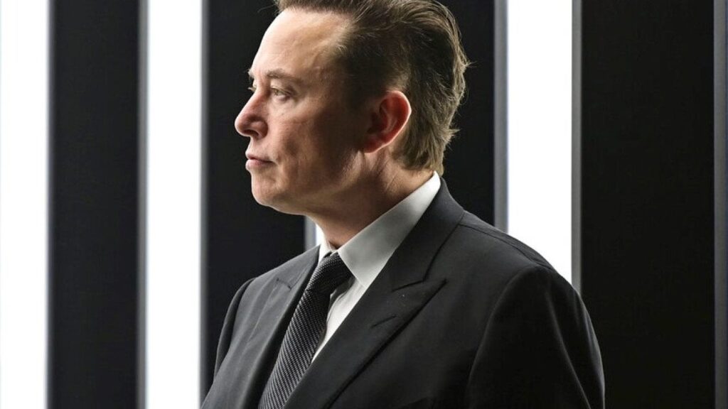 "Submissed, Man" - Musk Balm with Polish Foreign Minister for Starlink