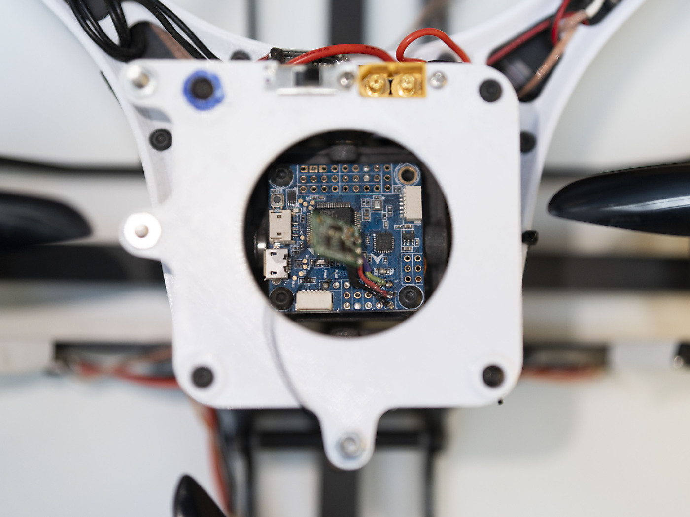 Switzerland joins forces with Singapore for its weapons