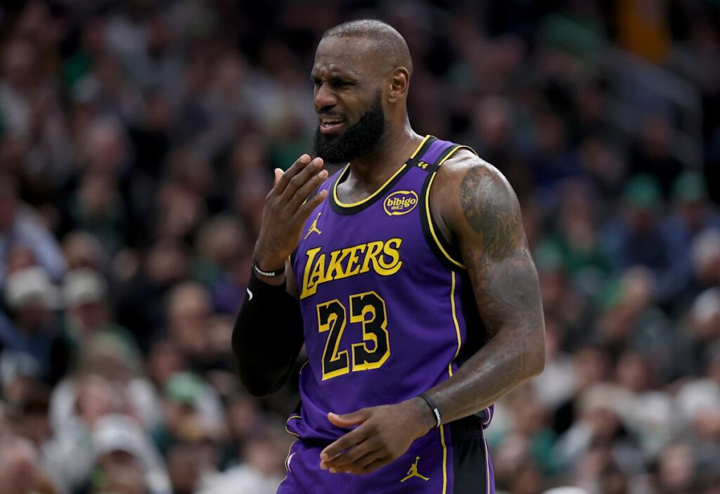 LeBron James exits Lakers-Celtics with groin strain, could reportedly be out weeks