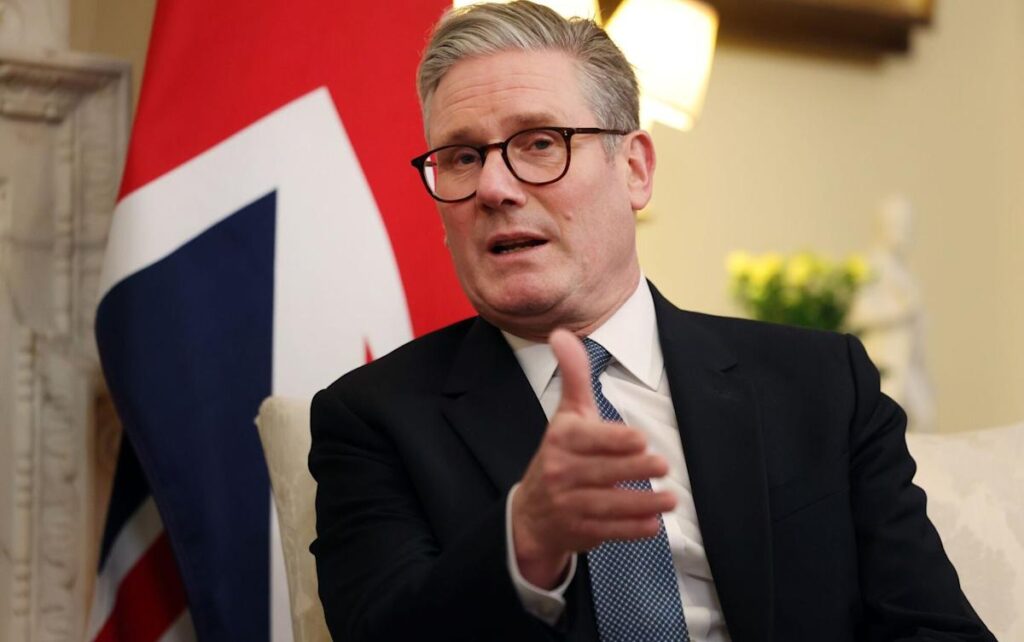 Starmer ready to use ‘sharp teeth’ if Trump hits UK with tariffs Yahoo news home