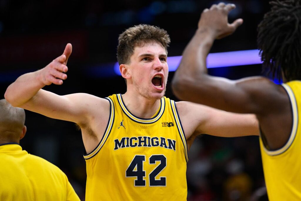 March Madness 2025: First Four schedule and TV networks; NCAA tournament printable bracket and all first-round tip times March Madness 2025: First Four schedule and TV networks; NCAA tournament printable bracket and all first-round tip times