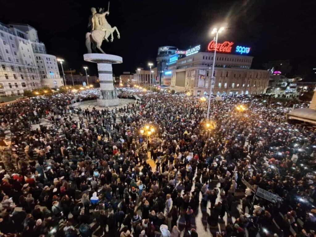 🕊️🕊️🕊️