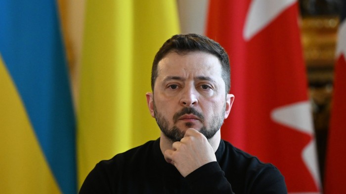 Zelenskyy rejects calls for immediate Ukraine-Russia ceasefire Ukrainian leader Volodymyr Zelensky at Lancaster House, London, on Sunday