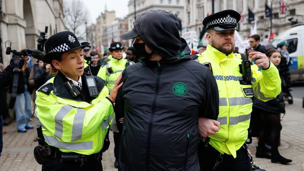 Met Police block hundreds of pro-Palestine marchers from gathering near central London synagogue